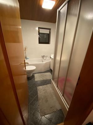 Badezimmer 1. OG