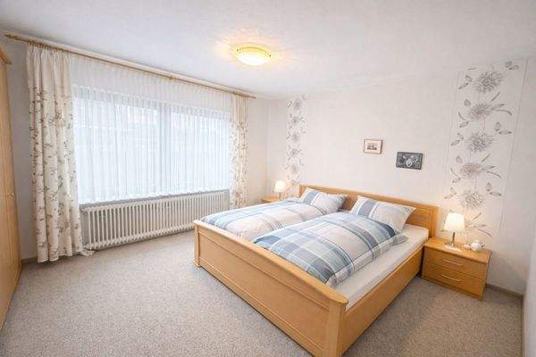 d131dd61-3890-4d3f-b2db-91c3eaf59e84