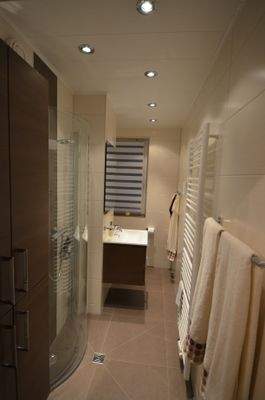 Halbkreisdusche (2)-Referenz.JPG