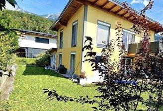 Charmantes, vollständig renovi