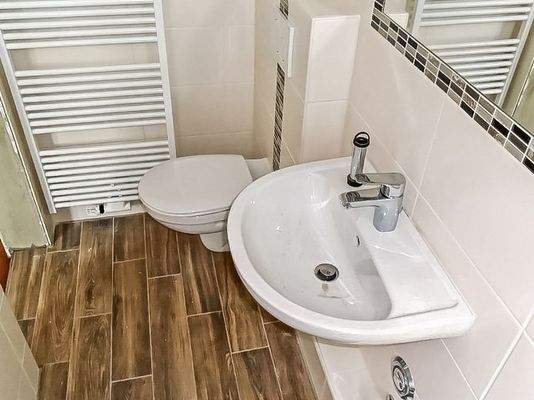 Weitere Ansicht Badezimmer