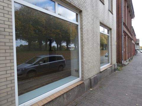 Ahrensbök Ladenlokale, Ladenflächen 