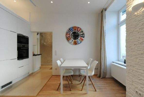 Küche und Essbereich