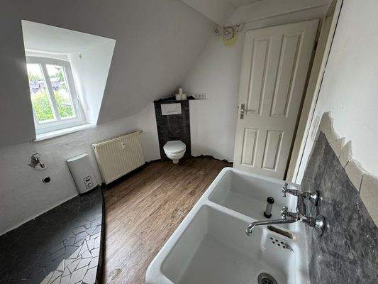 13 Bad weitere Ansicht 2.JPEG