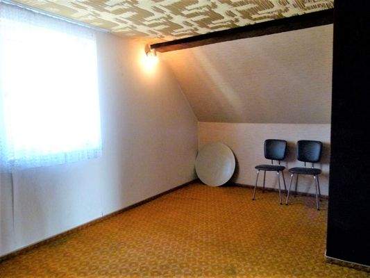 Dachbodenzimmer 2 