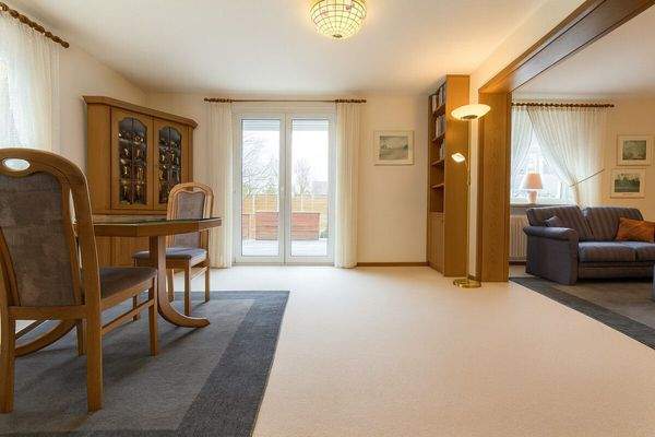 KI Einrichtungsbeispiel Wohnzimmer