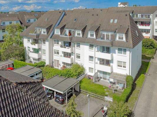 Jede WE mit Balkon oder Terrasse