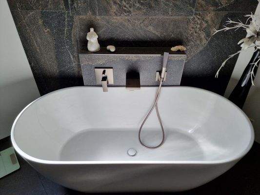 freistehende Badewanne DG