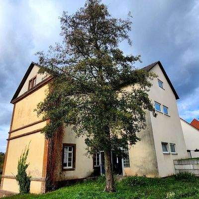 Rückansicht mit Treppenhaus