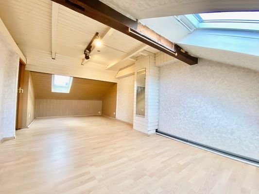 Zimmer 2 Dachgeschoss
