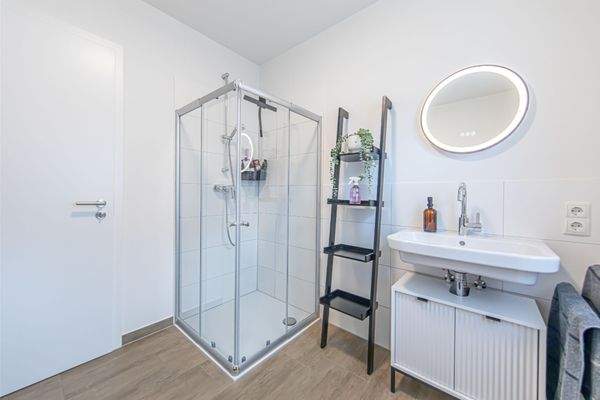 Erdgeschoss - Duschbad