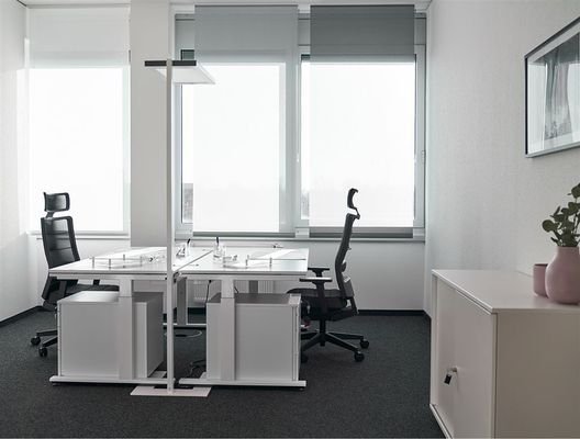 Doppelbüro