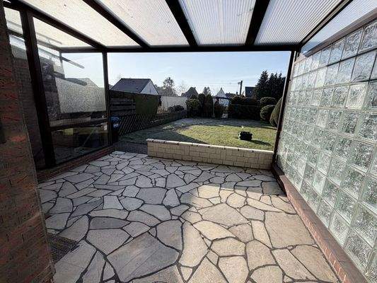 überdachte Terrasse