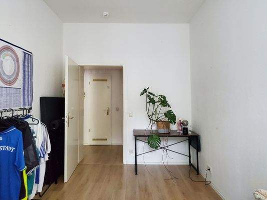 Arbeitszimmer, Blick Flur u Bad.jpg