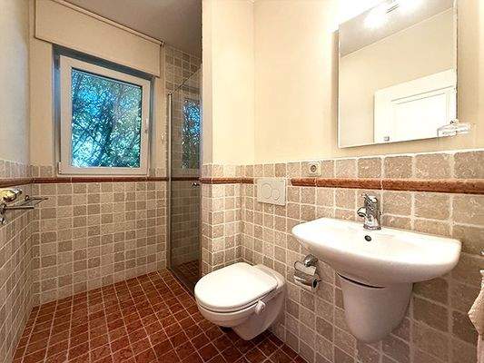 Duschbadezimmer im EG