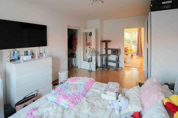 Schlafzimmer Ansicht 03