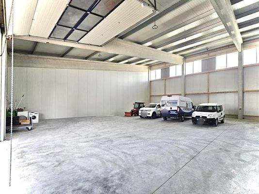 Lager- und Produktionshalle - Halle 8c
