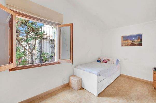 Guest bedroom in villa in Costa d_en Blanes