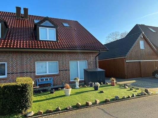 Frontansicht Vorgarten