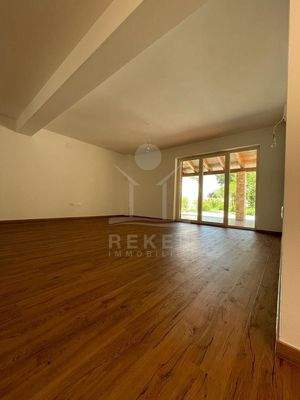 Offener Wohnbereich und mehrnd BZ