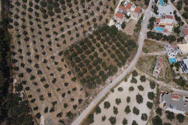Kreta, Kalyves: Weitläufiges Grundstück mit Meerblick zu verkaufen