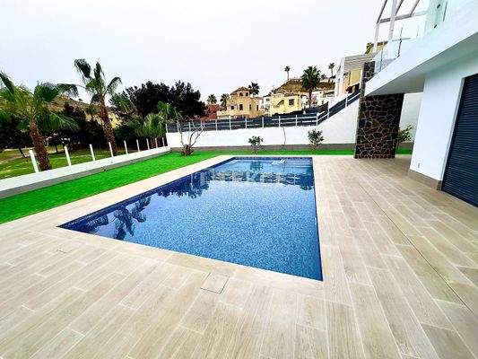 Detached Luxury Golf Villas in Ciudad Quesada Costa Blanca
