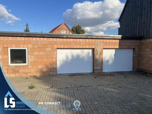 Doppelgarage Einfahrt