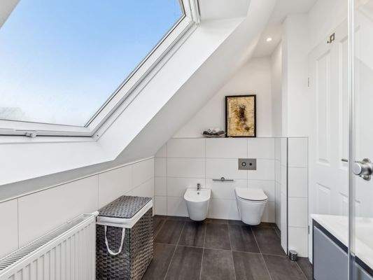 Ebene 1 - Badezimmer - 1