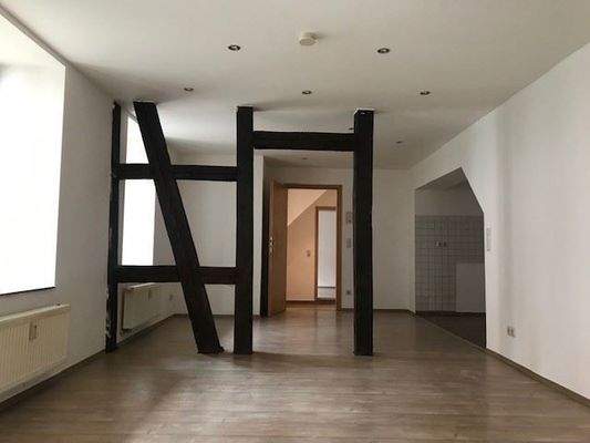 Wohnzimmer Blick zum Flur