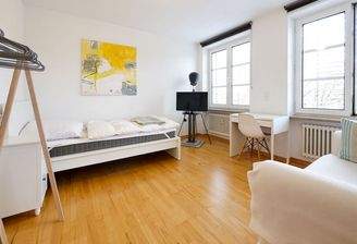 121 Bett (1 von 1).jpg