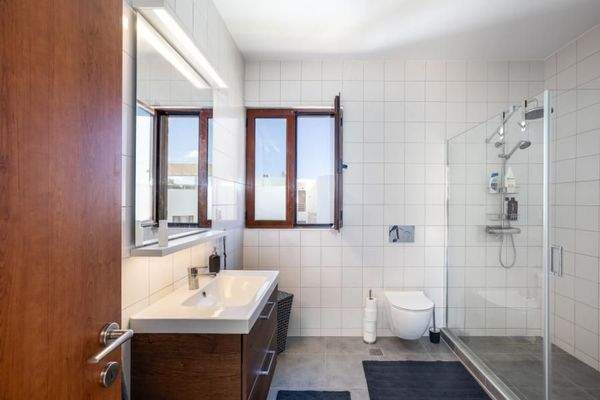 Kreta, Ag. Paraskevi: Tolle Wohnung in schöner Anlage mit Meerblick zu verkaufen