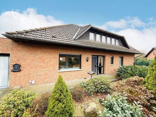 Vorderansicht des Wohnhauses