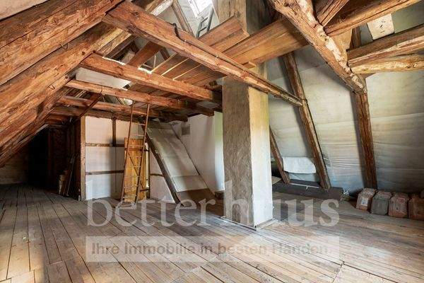 Dachboden mit Ausbaureserve