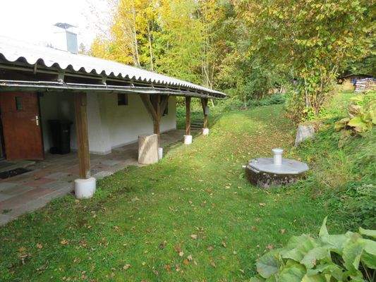 Grundstück oberhalb dem Haus 