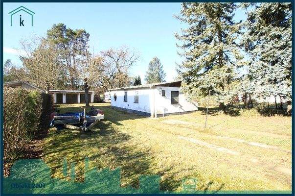 2007 Blick übers Grundstück 1.jpg