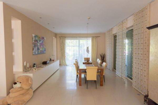 Essbereich mit Terrassenzugang