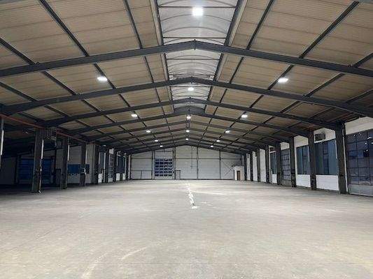 Werkstatthalle innen