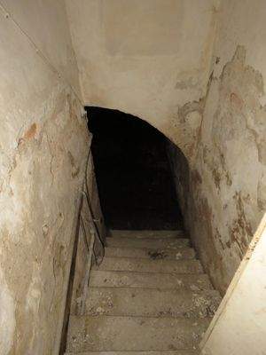 Zugang zum Gewölbekeller