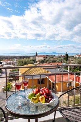 top balcony apt 1.jpg