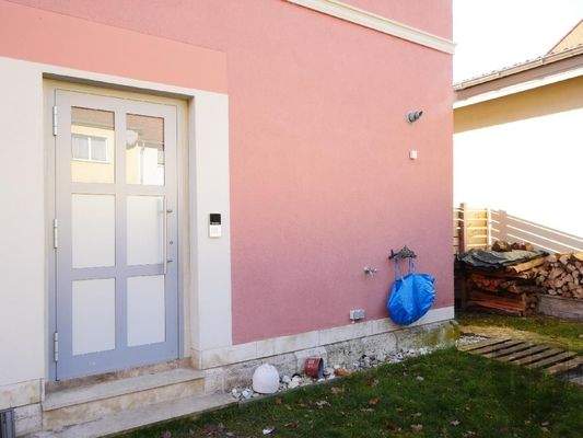  HINTERAUSGANG/HINTEREINGANG