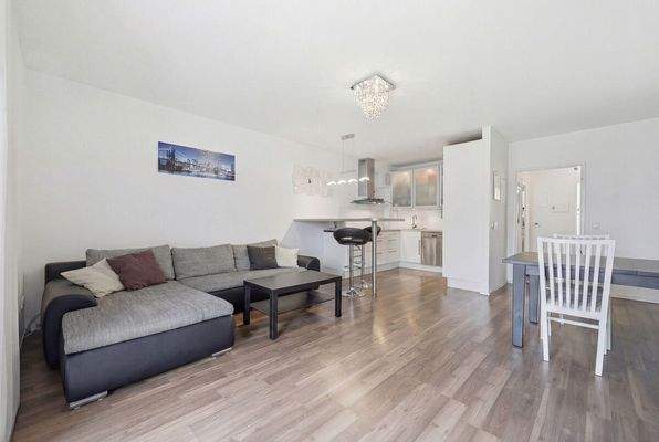 Geräumiger Wohnbereich