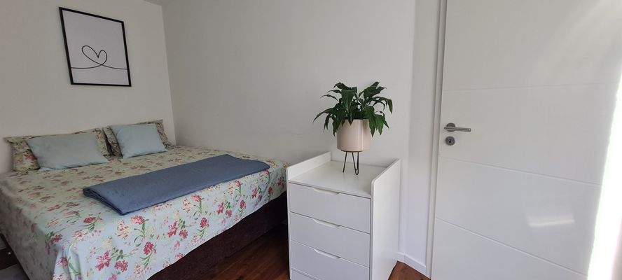 Teilansicht vom Gäste- oder Kinderzimmer.jpg