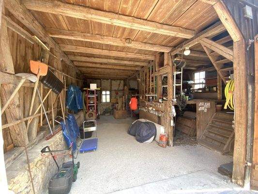 Blick in den Scheuneneingangsbereich