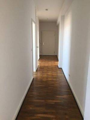 Wandfläche für große Bilder