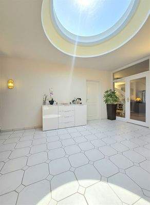 Empfang / Diele mit Oberlicht