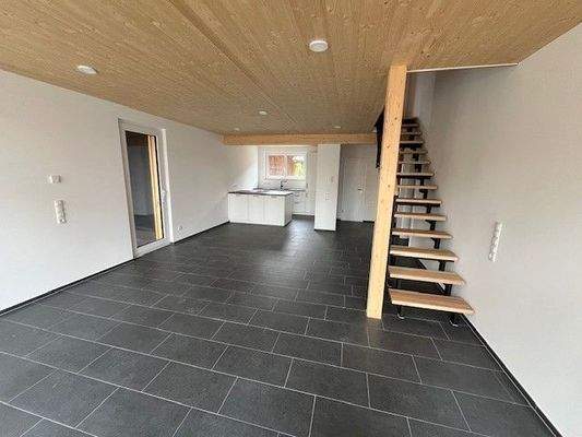 Wohn- u. Essbereich + Küche