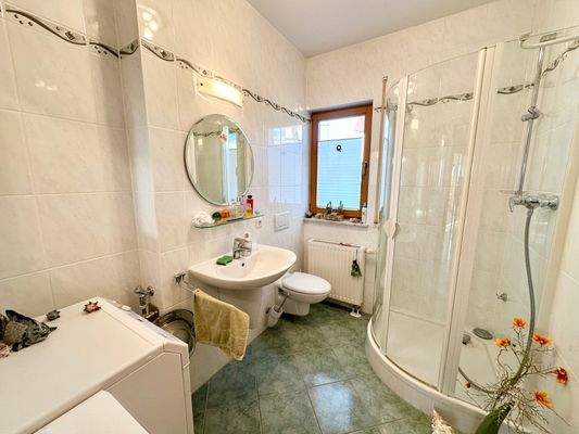 Gäste-Bad im Erdgeschoss