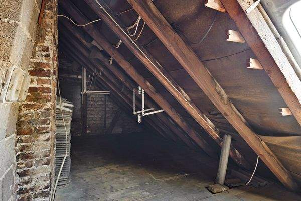 Dachgeschoss Mittelhaus 