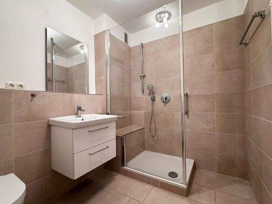 ... bodengleicher Dusche