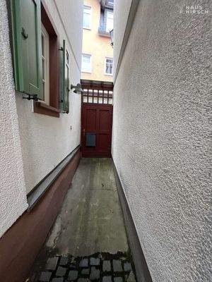 Eingangsbereich Nachbarhaus